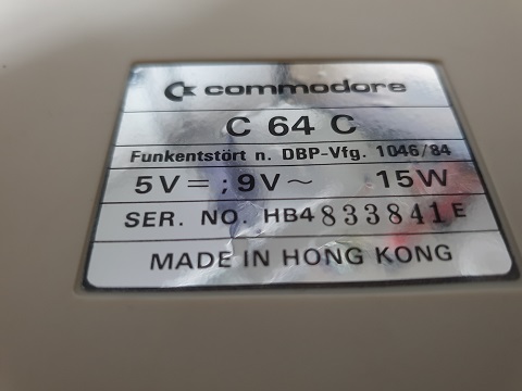 C64 II Typenschild